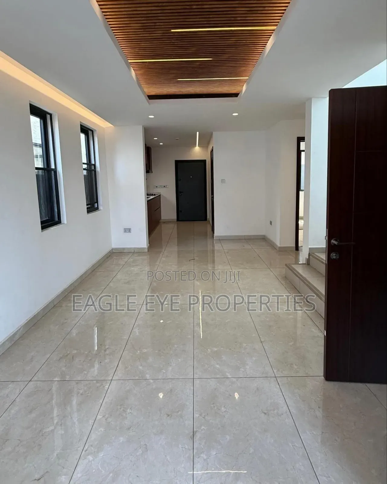 3bdrm House in Nmai-Dzorn for sale