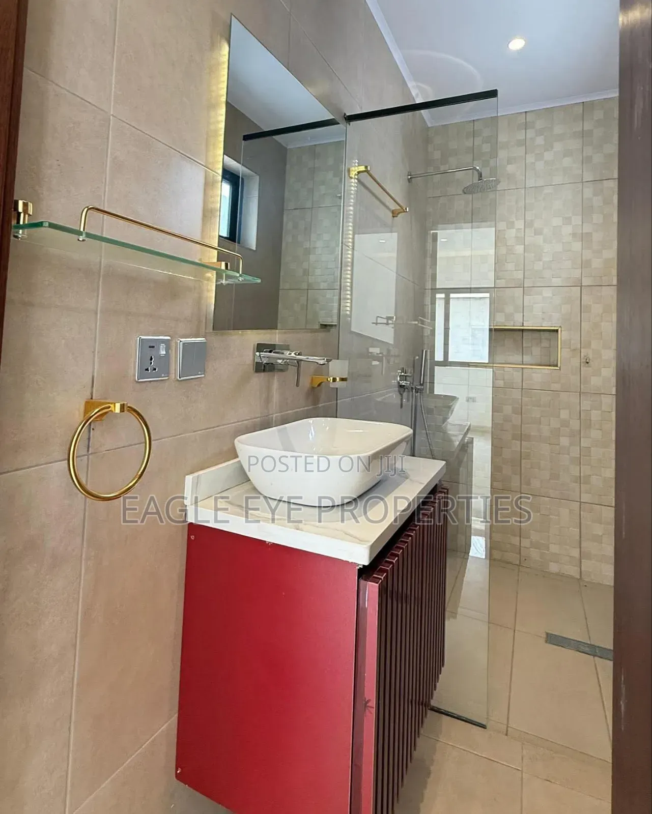 3bdrm House in Nmai-Dzorn for sale