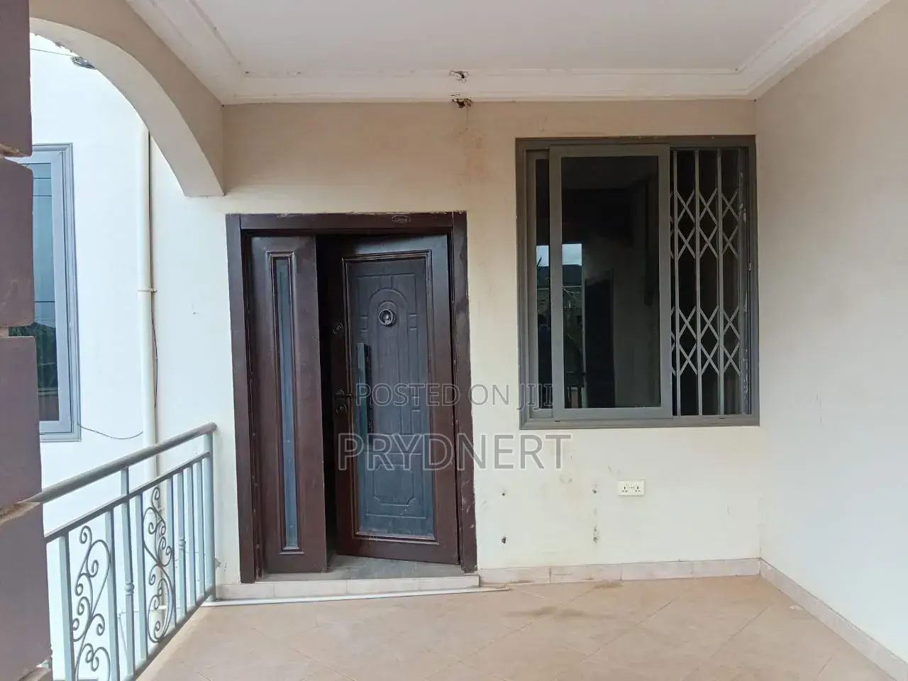 2bdrm Apartment in Savana C25, Tema Metropolitan for rent