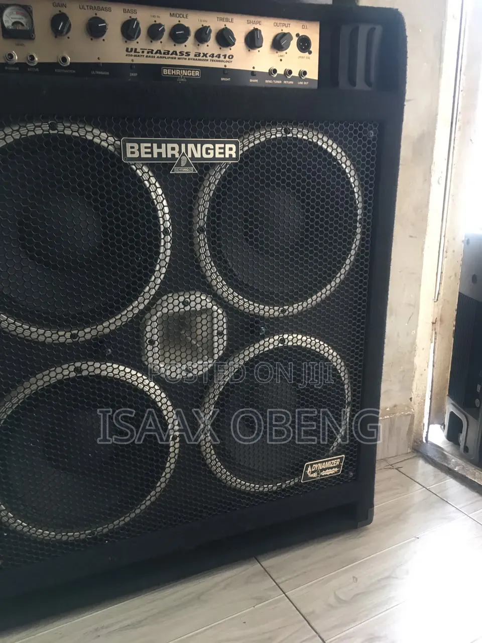 Behringer Base Combo