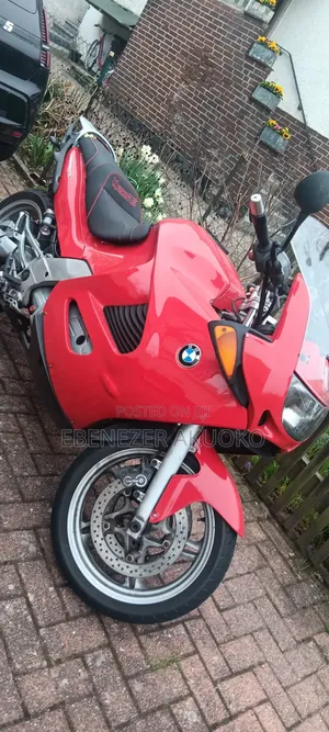 BMW 1200 2010 Red