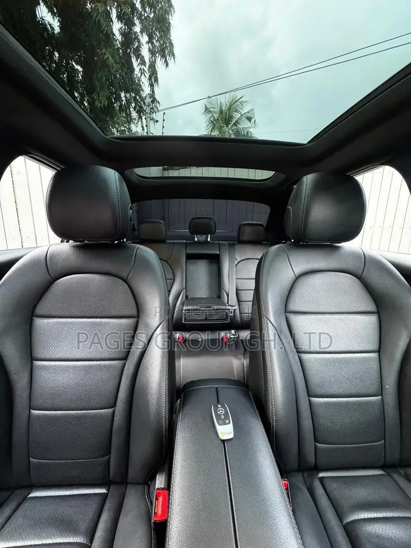 Mercedes-Benz C300 2020 White