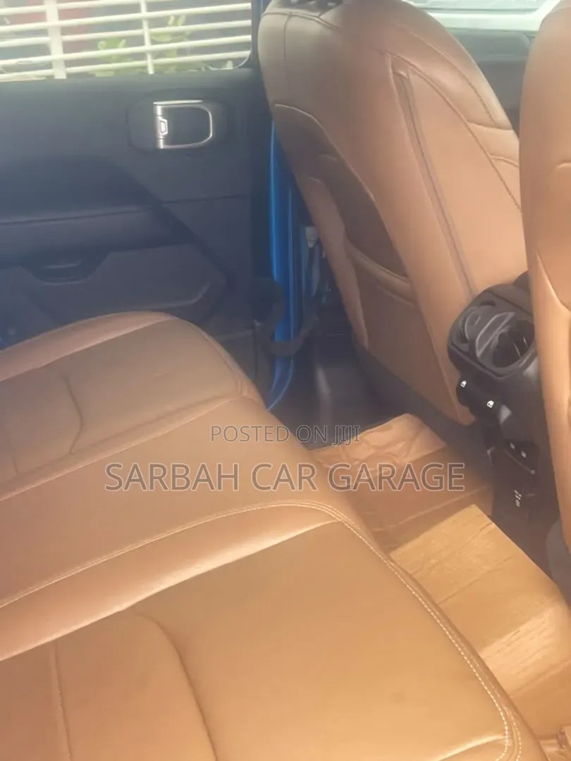 Jeep Wrangler 2022 Blue