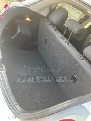 Toyota Vitz 1.3 FWD 5dr 2014 White