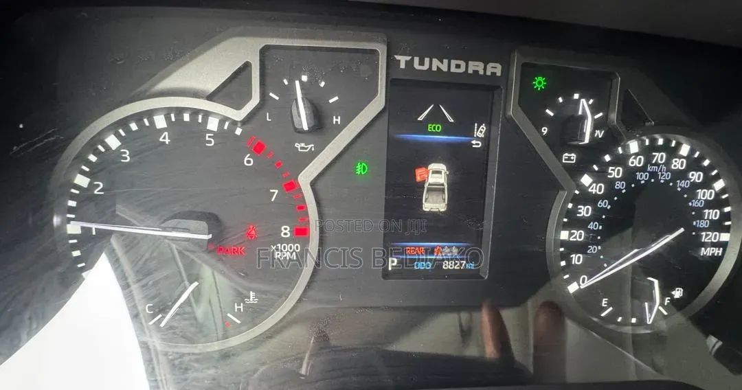 Toyota Tundra 2022 White