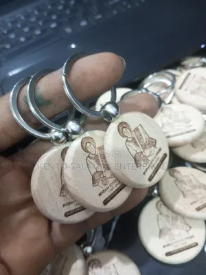 Customize Engraved Wooden Key Holder
