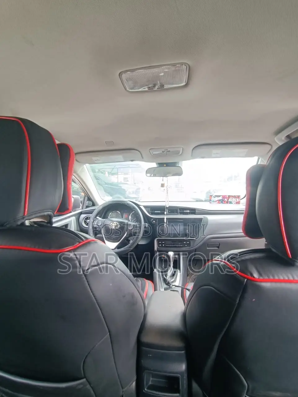 Toyota Corolla LE (1.8L 4cyl 2A) 2019 Gray