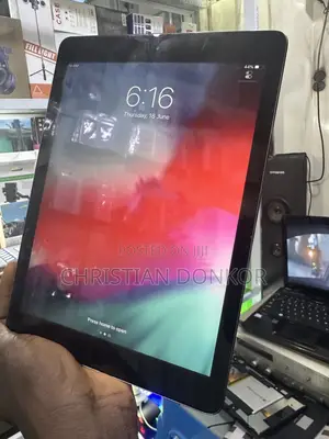 Apple iPad Air 16 GB Silver