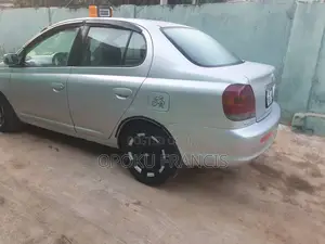 Toyota Echo Sedan 2005 Silver