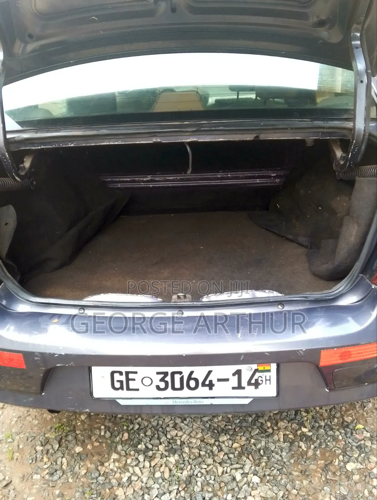Renault Logan 2012 Gray