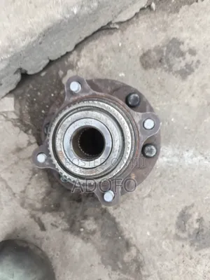 Toyota Hilux Front Hub 2005 to 2024