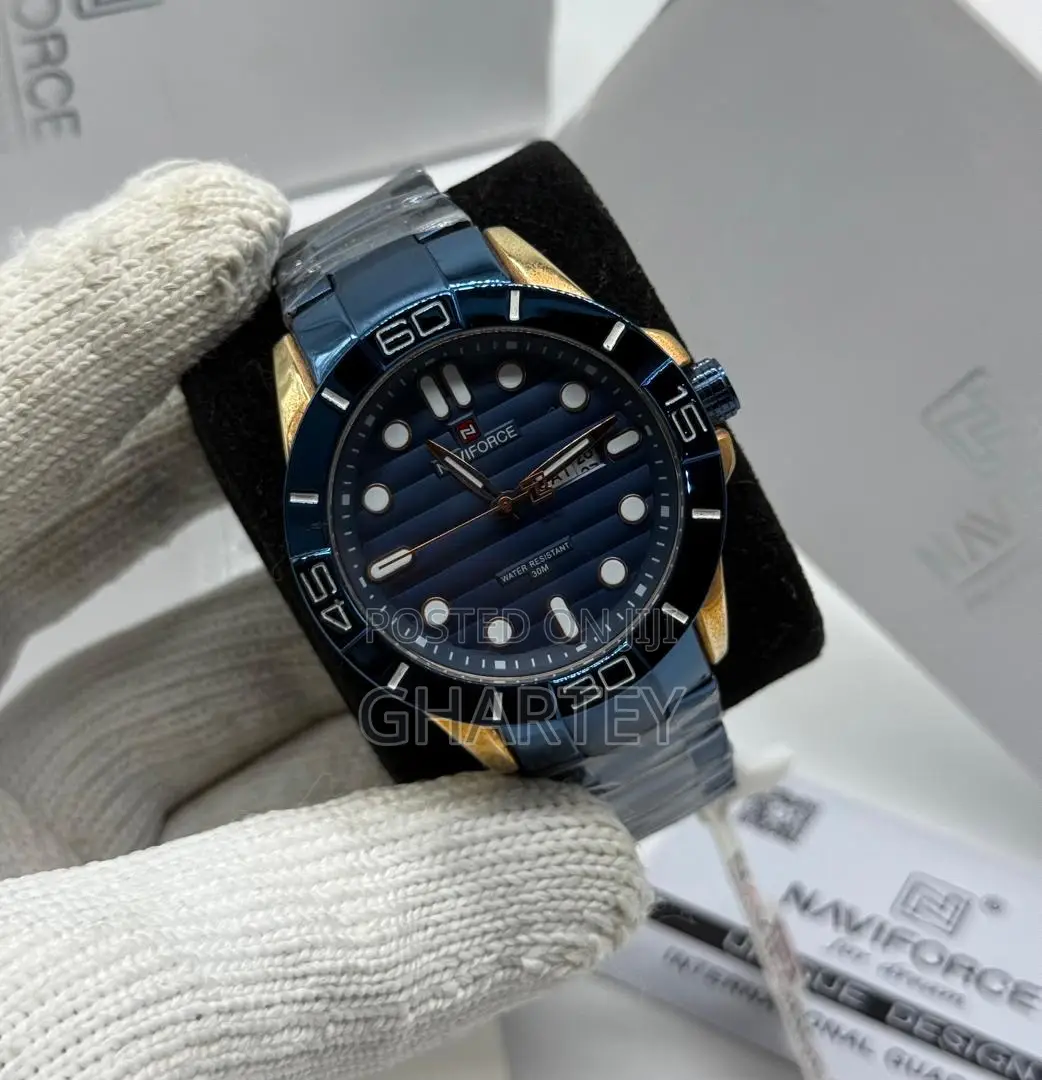 NAVIFORCE Premium Men’s Analog Digital Watch