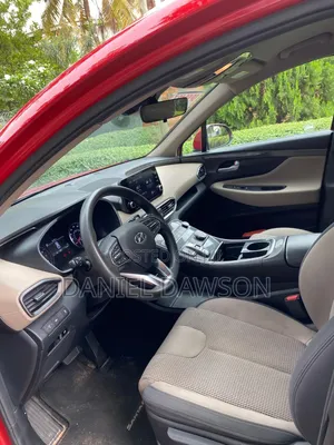 Hyundai Santa Fe SE 2021 Red