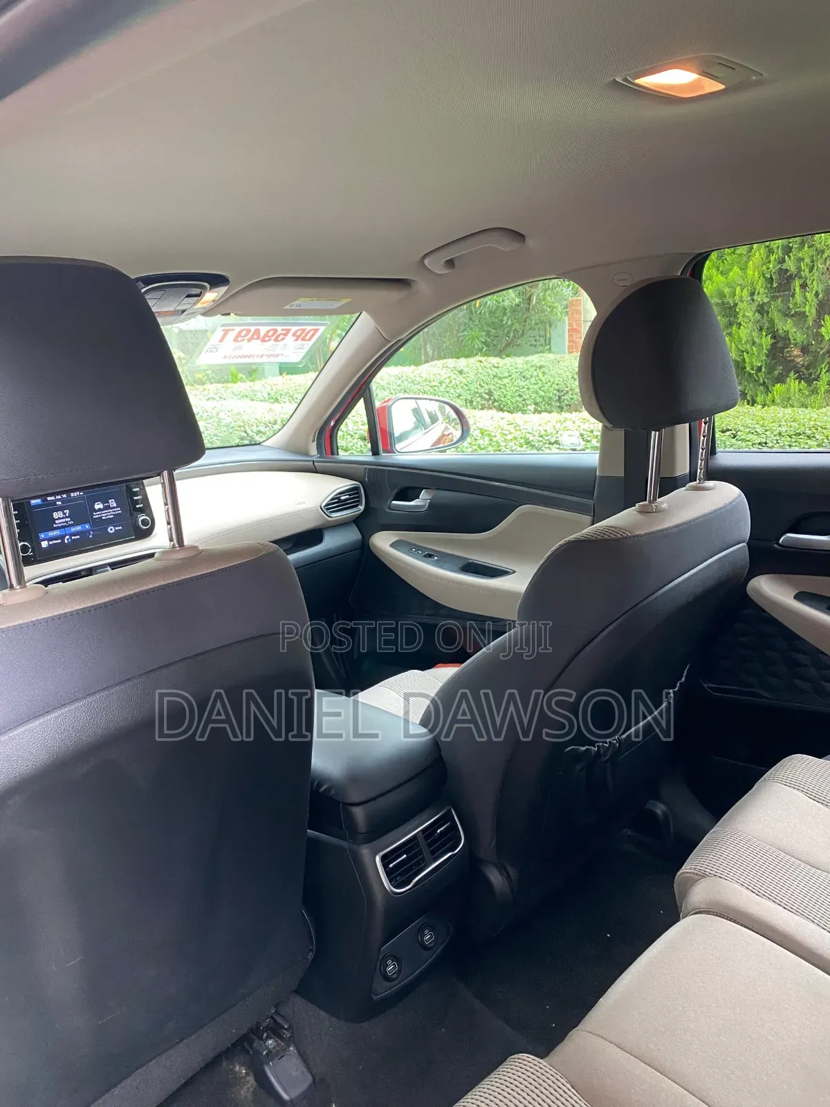 Hyundai Santa Fe SE 2021 Red