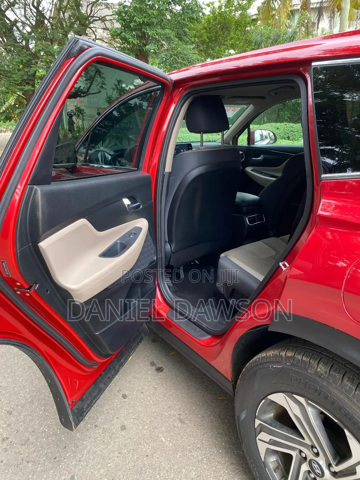 Hyundai Santa Fe SE 2021 Red