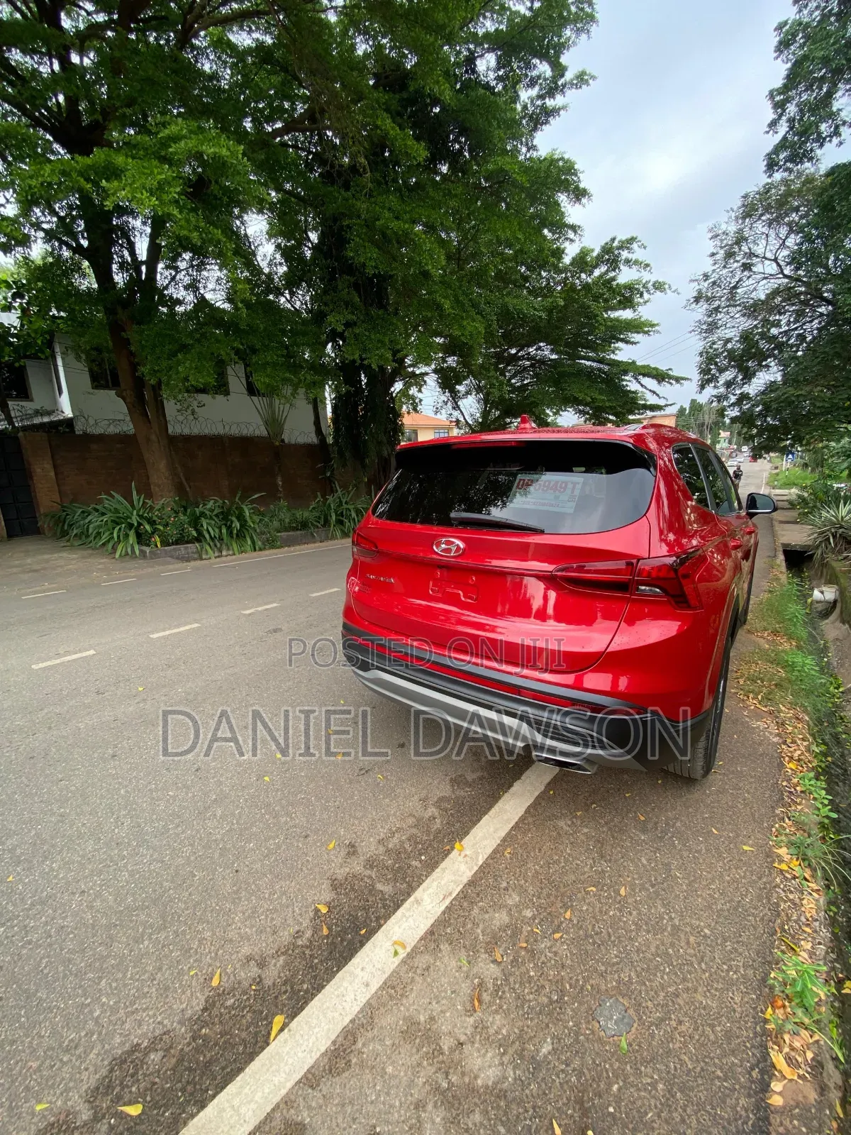 Hyundai Santa Fe SE 2021 Red