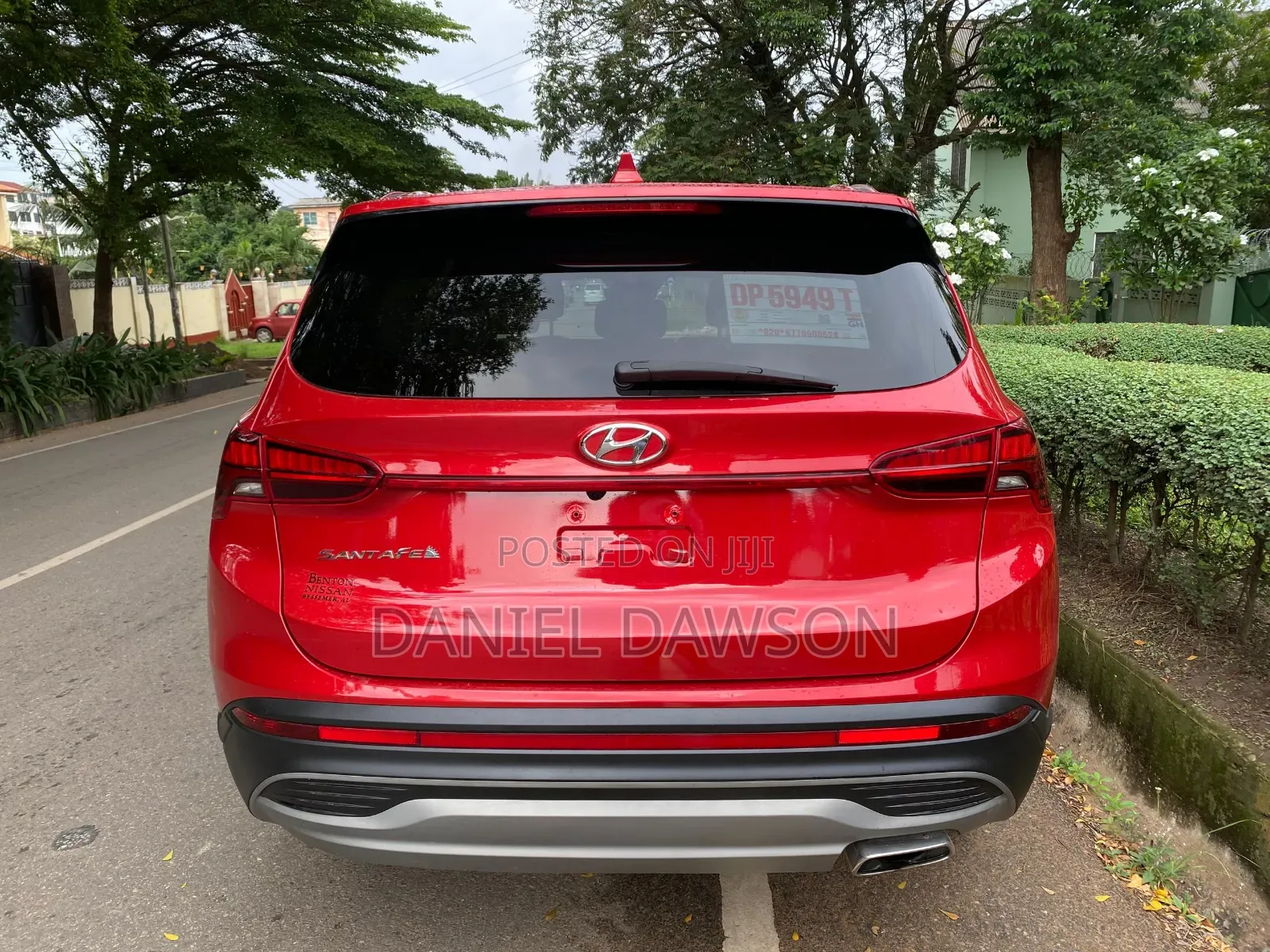 Hyundai Santa Fe SE 2021 Red
