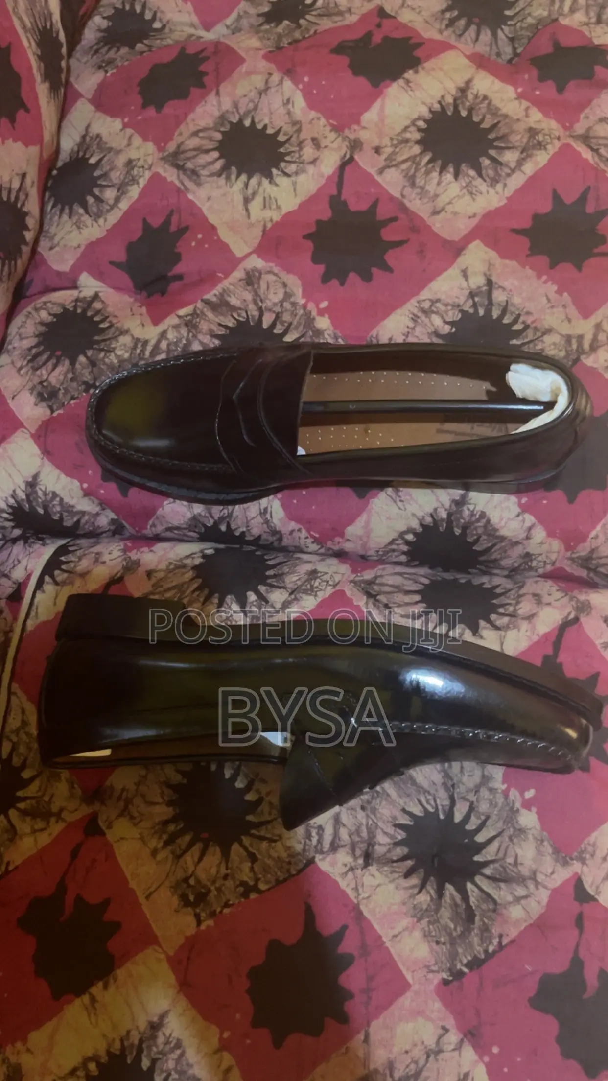 New Weejuns Genuine Leather Penny Loafers UK 9 - Black