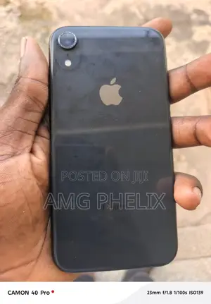 Apple iPhone XR 64 GB Black
