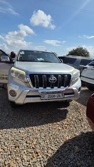 Toyota Land Cruiser Prado 2016 White