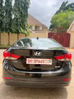 Hyundai Elantra Limited Sedan FWD (1.8L 4cyl 6A) 2013 Black