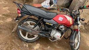 TVS HLX Plus ES 2022 Red