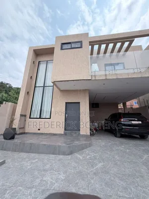 4bdrm House in The Mall for sale