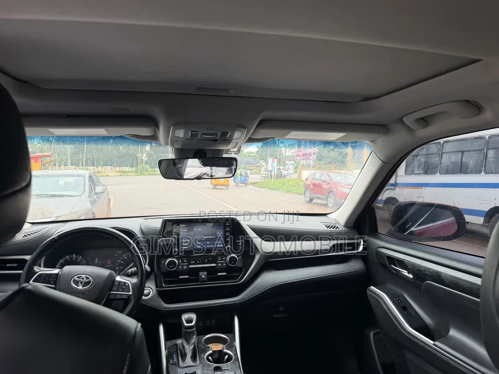 Toyota Highlander 2022 Red