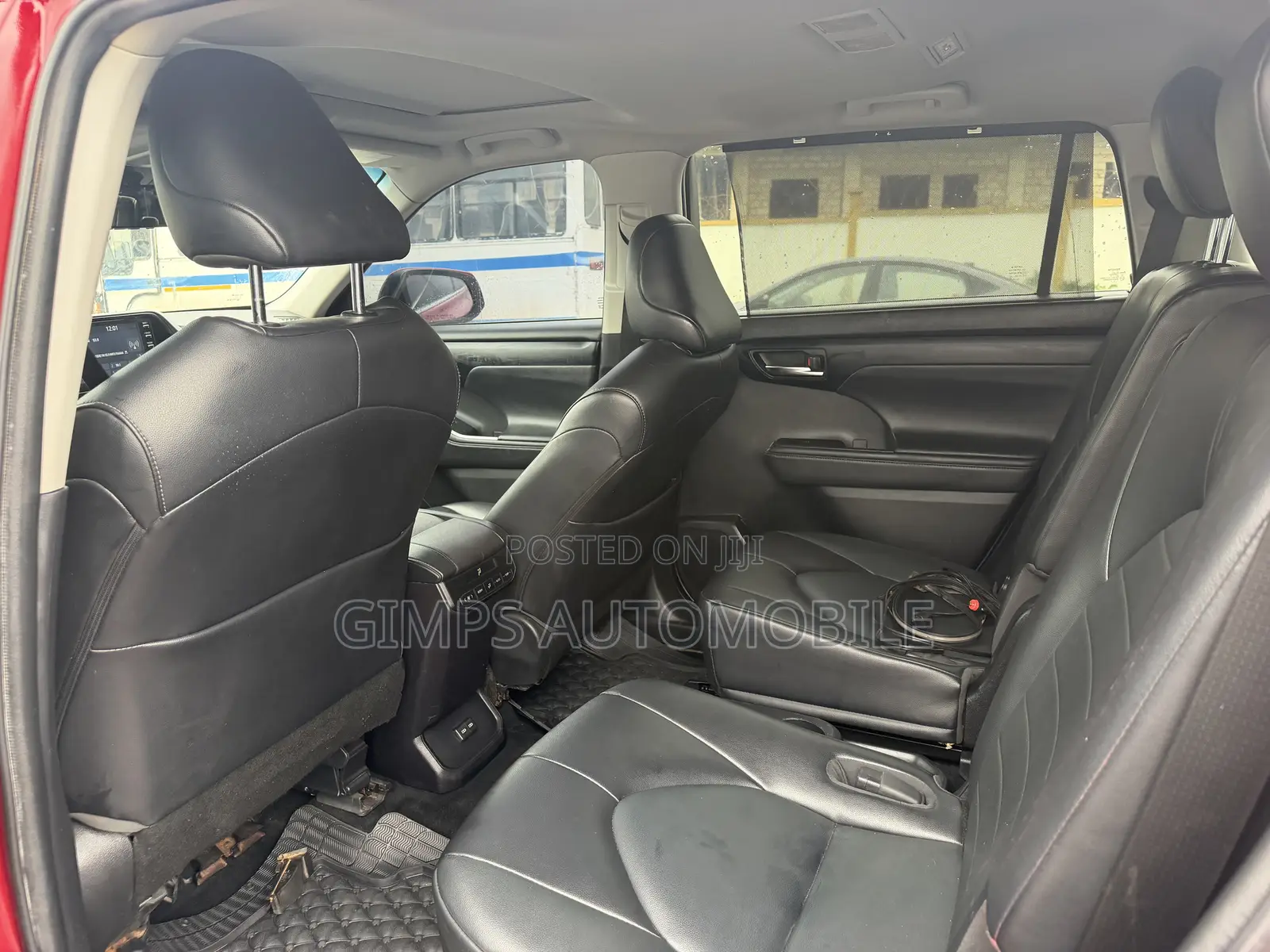 Toyota Highlander 2022 Red
