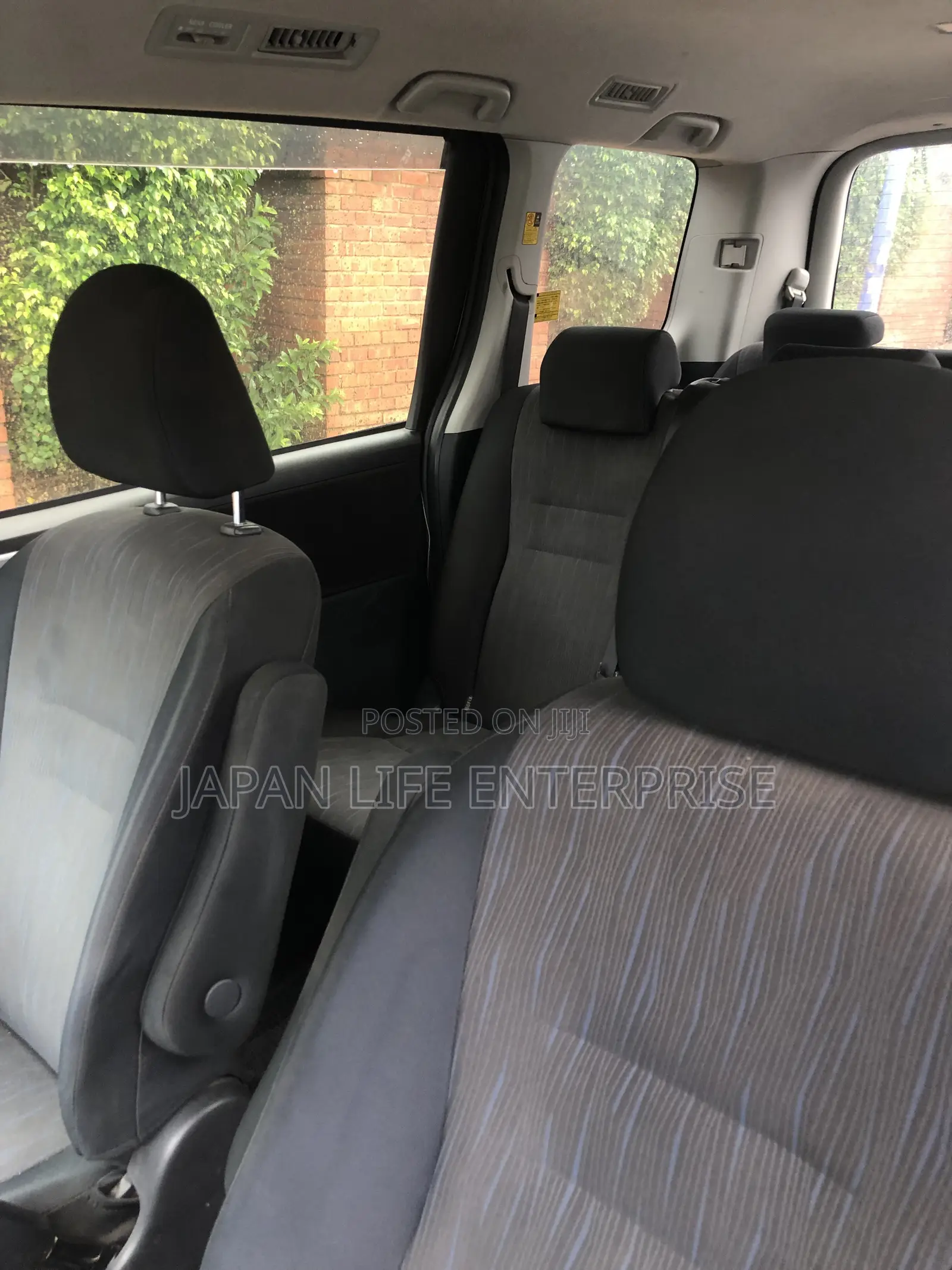 Toyota Voxy 2010 Burgundy