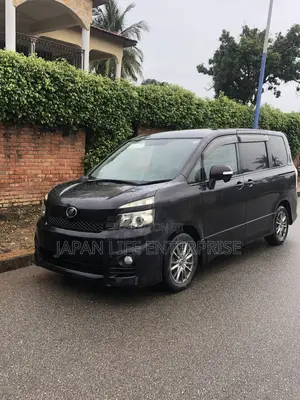 Toyota Voxy 2010 Burgundy