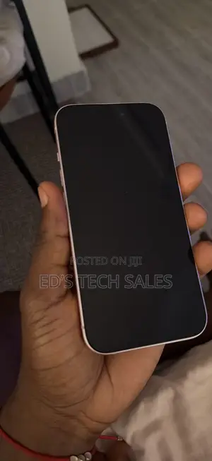 Apple iPhone 15 128 GB Pink
