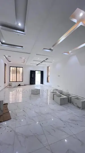 5bdrm Mansion in Ogbojo, East Legon for sale