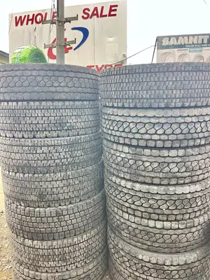 Home Used 225/90r17.5 Grade 1