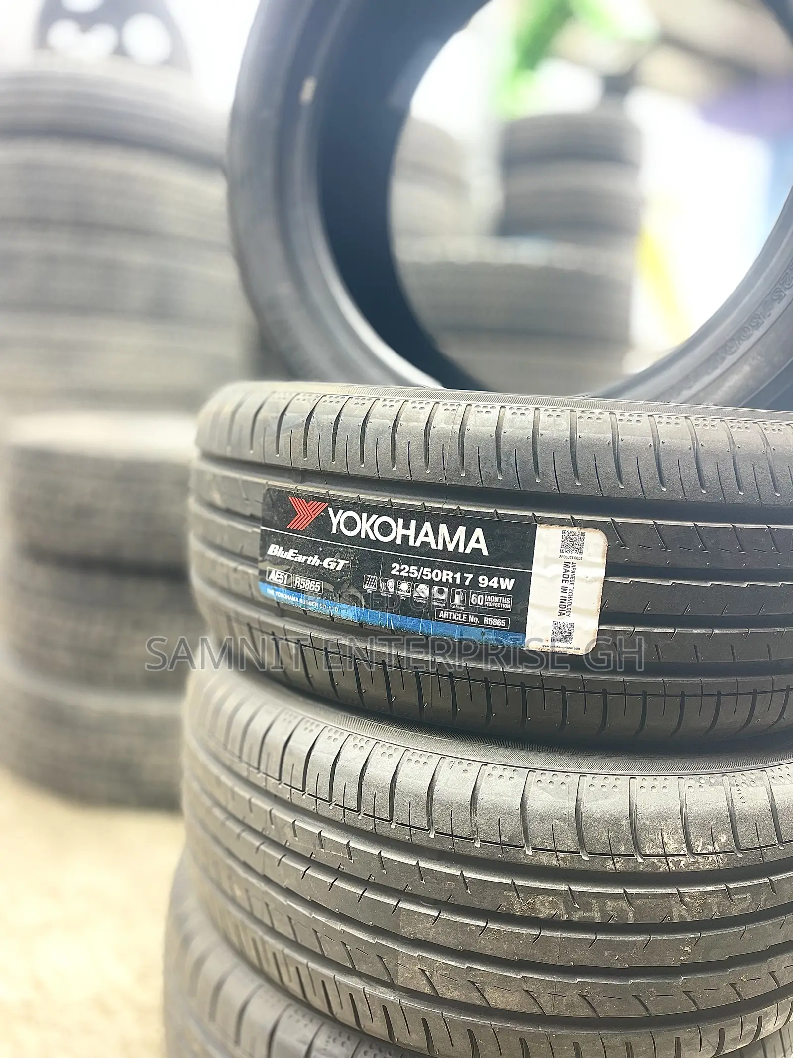 Brand New Yokohama 225/50r17