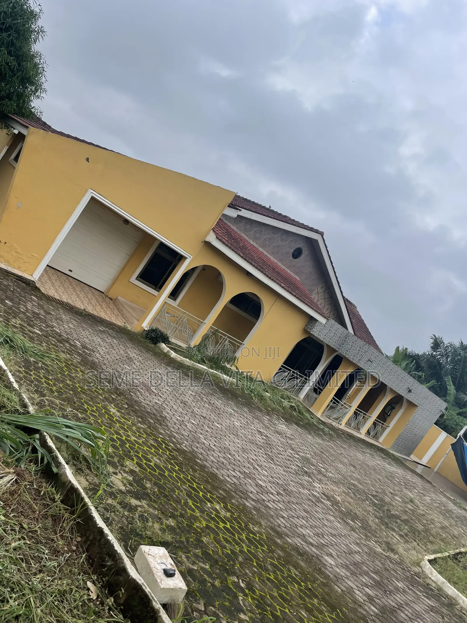 Furnished 4bdrm House in Seme Della Vita G, Pokuase for sale