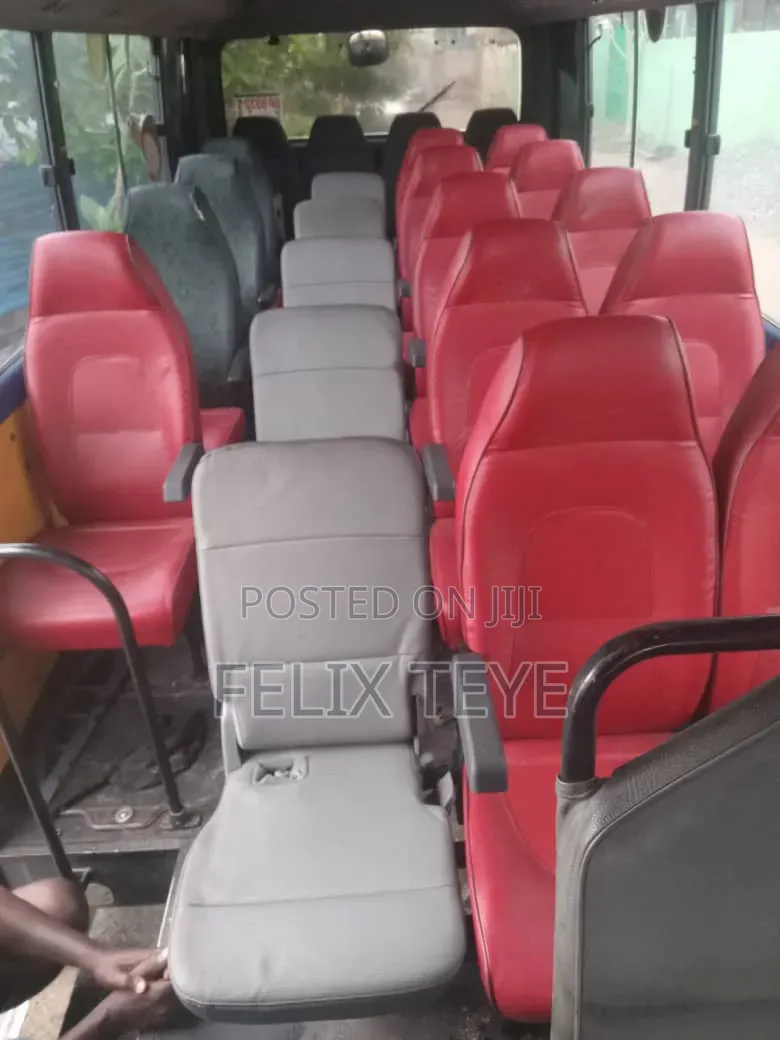 Hyundai County 2015 Grey