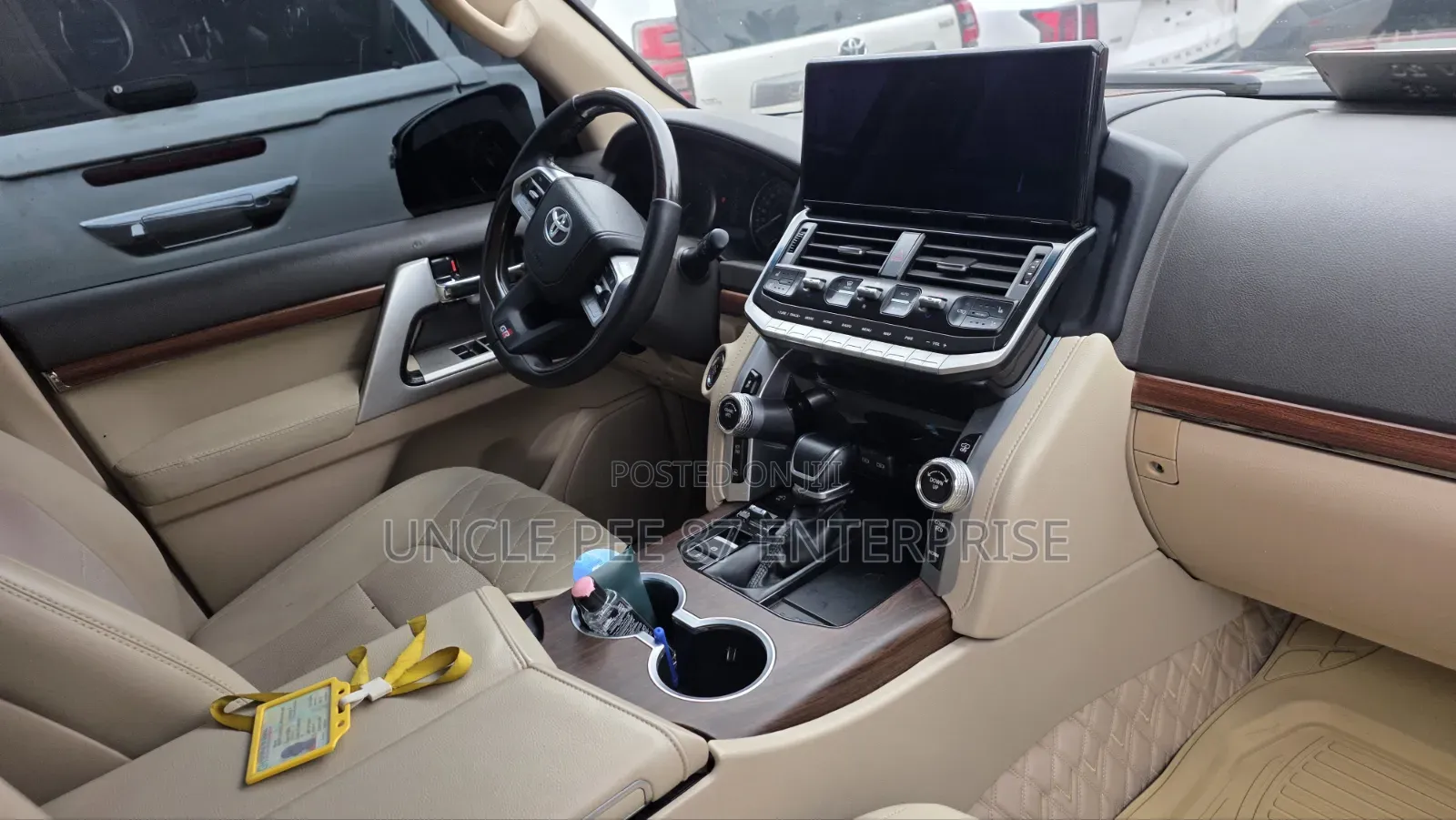 Toyota Land Cruiser 2016 Black