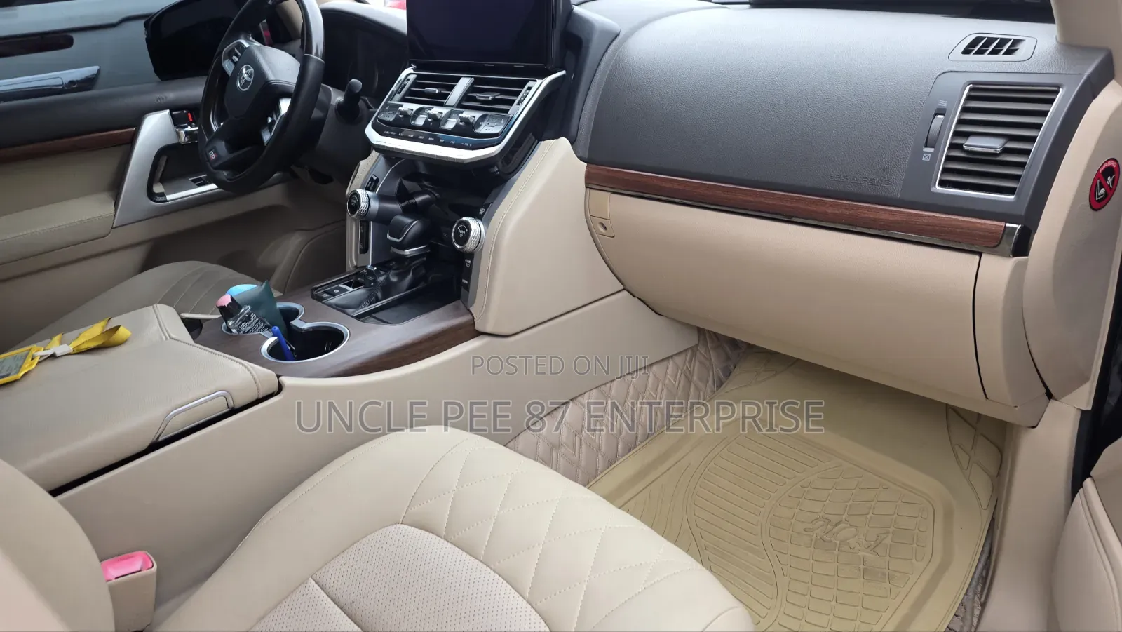 Toyota Land Cruiser 2016 Black