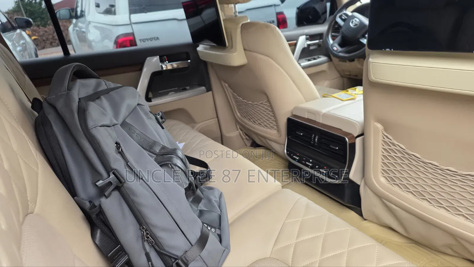 Toyota Land Cruiser 2016 Black