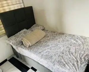 11⁄2 Size Bed for Sale
