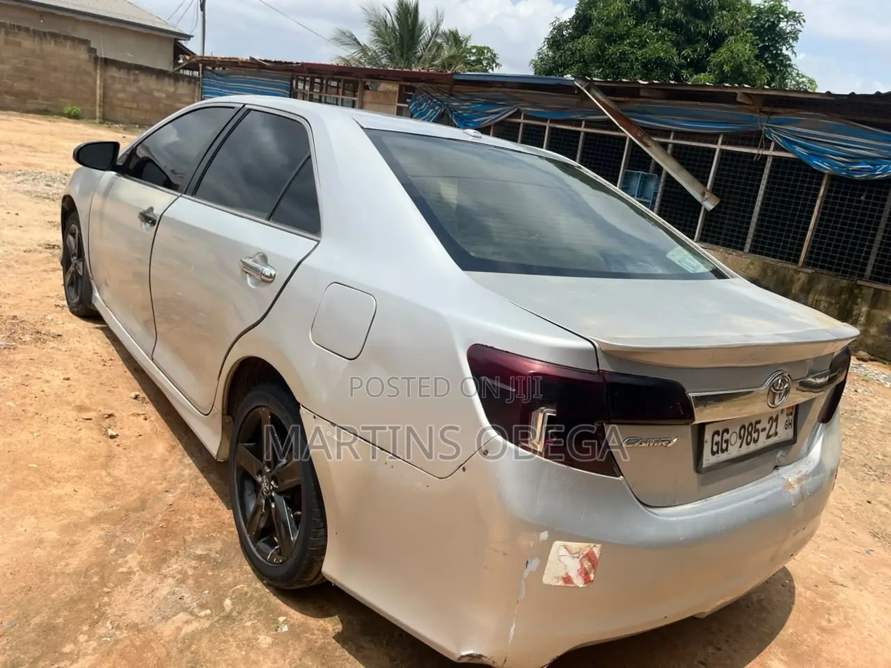 Toyota Camry LE 4dr Sedan (2.5L 4cyl 6A) 2012 Silver