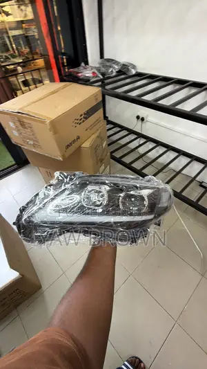 Toyota Corrolla Sports Headlight