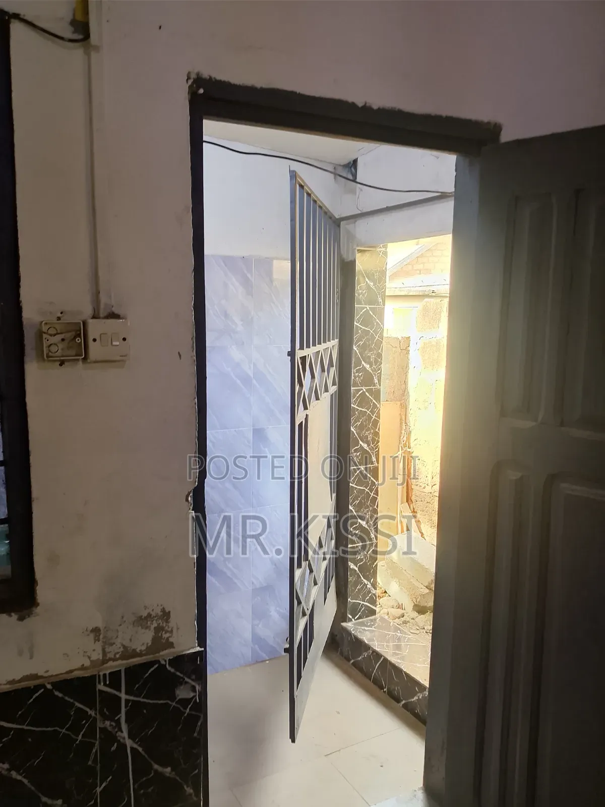 Mini Flat in Sr/C, Gomoa East for rent