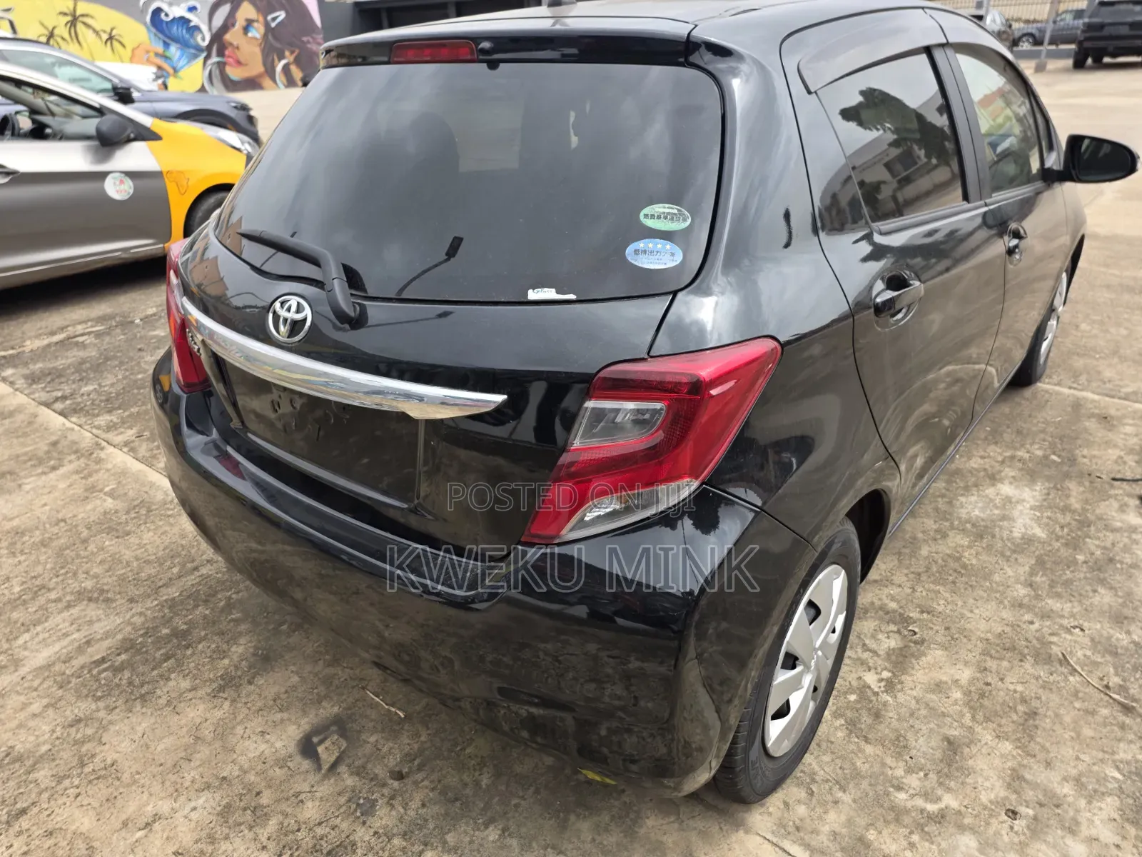 Toyota Vitz 2016 Black