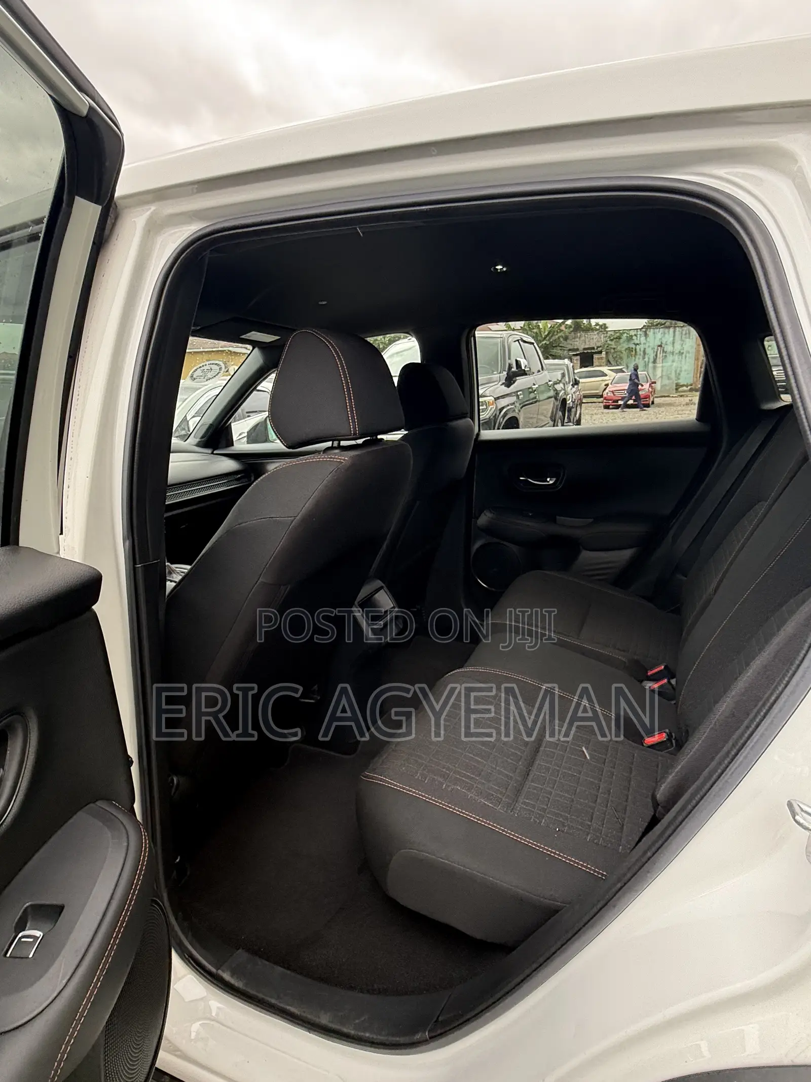 Honda CR-V 2023 White