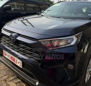 Toyota RAV4 XLE AWD 2020 Blue