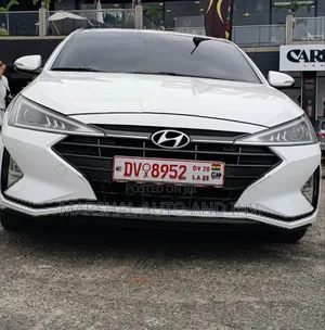 Hyundai Elantra 2019 White