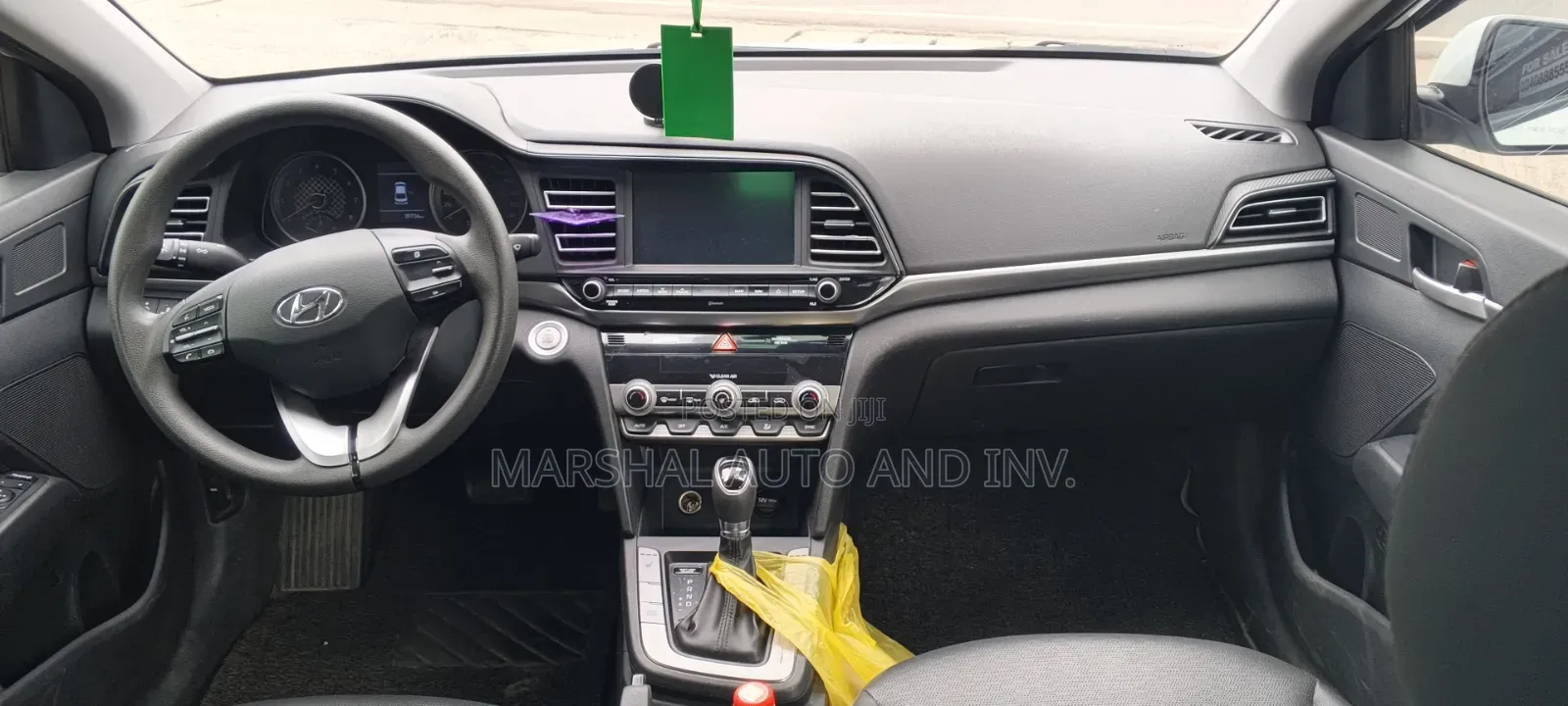 Hyundai Elantra 2019 White