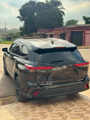 Toyota Highlander XLE AWD 2020 Black